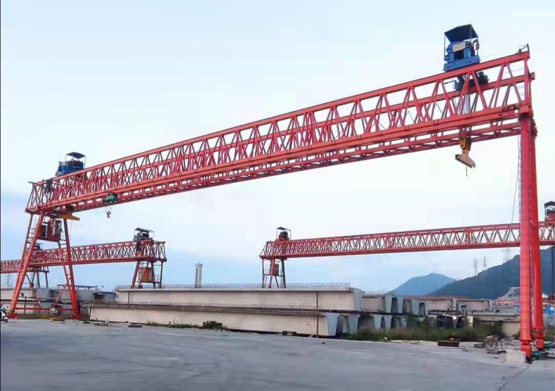 ME高速公路提梁機在不同的施工場景下有哪些應用案例？它適用于哪些類型的梁體安裝？